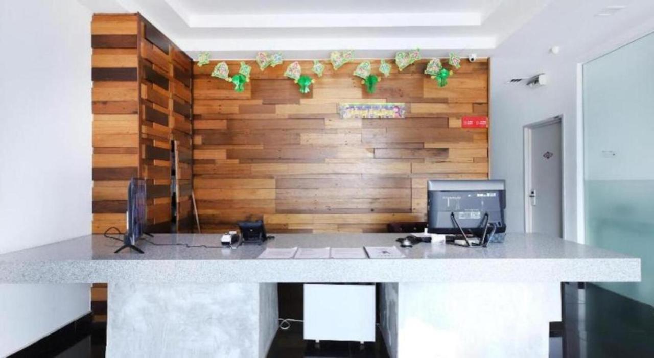 Iris Hotel Kajang Kültér fotó